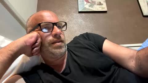 adrienfromparis online show from 04/30/26, 08:57