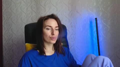 Adriana online show from 06/01/26, 06:15