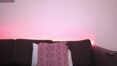 Snapshot of ady_w_o_w chatting on 10/28/25, 01:36 Ada online show from 10/28/25, 01:36