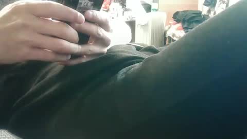 adyyo4040 online show from 01/04/25, 10:38