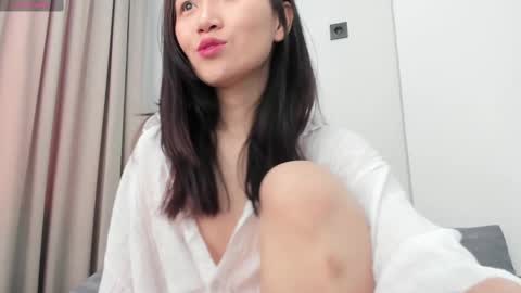 Snapshot of ae_nie chatting on 02/17/25, 05:04 Aenie online show from 02/17/25, 05:04