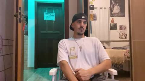 Luci online show from 09/17/25, 04:36