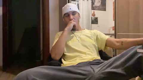 Luci online show from 10/14/25, 04:35