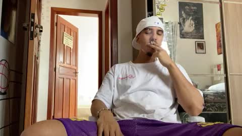 Luci online show from 12/03/25, 06:06