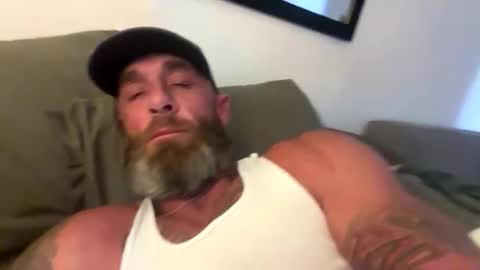 Snapshot of afcrider chatting on 12/05/25, 04:25 afcrider online show from 12/05/25, 04:25