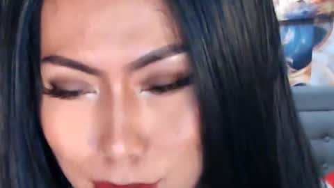 Snapshot of affairtoyourgoddesskhendra chatting on 12/03/25, 01:24 Dominant Goddess Contessa online show from 12/03/25, 01:24