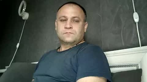 Sasha online show from 11/17/25, 06:08