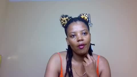 Snapshot of afri_bby chatting on 10/11/25, 12:32 Africana online show from 10/11/25, 12:32