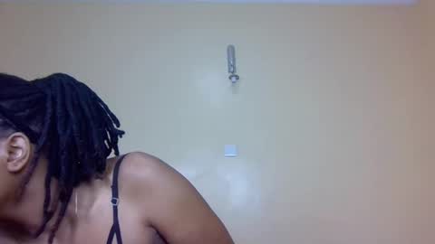 Snapshot of afri_bby chatting on 10/19/25, 08:37 Africana online show from 10/19/25, 08:37