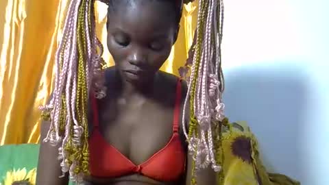 Snapshot of afri_kanaslim chatting on 10/08/25, 08:50 afri kanaslim online show from 10/08/25, 08:50