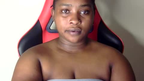 stella online show from 10/08/25, 10:18