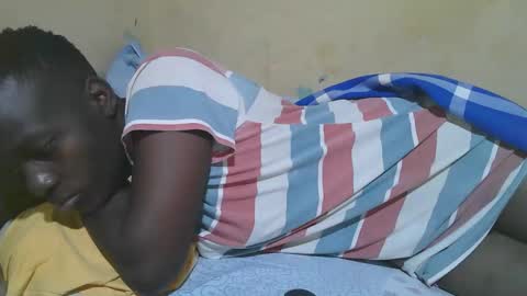 Snapshot of african_pussy2 chatting on 10/27/25, 04:16 african_pussy2 online show from 10/27/25, 04:16