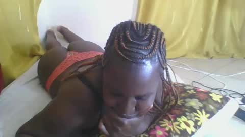 Snapshot of africanbeauty4 chatting on 11/03/25, 06:25 ELIZABETH online show from 11/03/25, 06:25