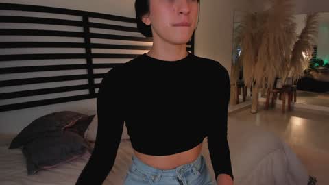 Emma online show from 12/04/24, 11:35