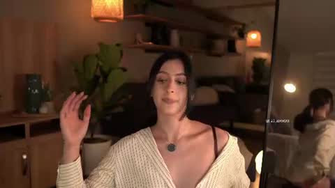 Emma online show from 07/12/26, 12:56