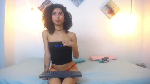 Snapshot of afrodita_house chatting on 10/13/25, 07:36 afrodita_house online show from 10/13/25, 07:36