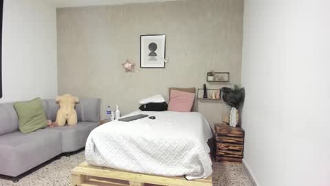 Snapshot of afrodita_martinez chatting on 10/11/25, 06:45 Afrodita online show from 10/11/25, 06:45