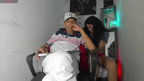 Snapshot of afrodita_n_ares_ chatting on 11/15/25, 07:54 afrodita n ares online show from 11/15/25, 07:54