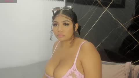Afrodita Ross online show from 07/10/26, 12:41