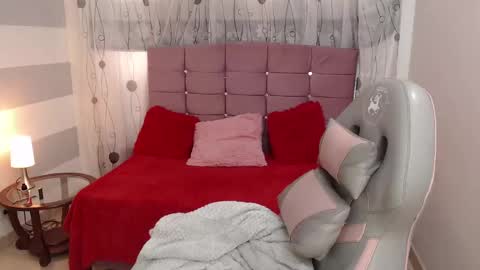 afrodita_sg online show from 02/05/25, 07:53