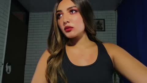 Snapshot of afrodita_shalom chatting on 10/15/25, 09:53 AFRODITA online show from 10/15/25, 09:53