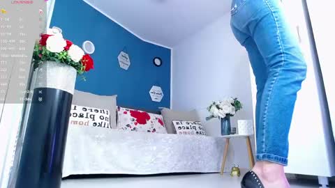 Amalia online show from 04/26/26, 02:59
