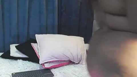 Snapshot of afrodiva69 chatting on 10/27/25, 10:58 Afro Diva 69 online show from 10/27/25, 10:58