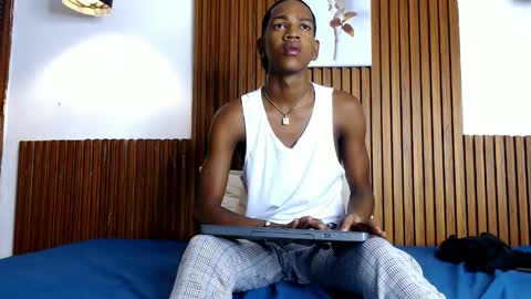 Snapshot of afrowayuu chatting on 05/14/26, 05:42 afrowayuu online show from 05/14/26, 05:42