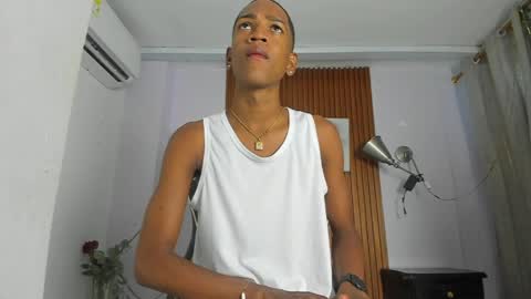 Snapshot of afrowayuu chatting on 06/08/26, 05:46 afrowayuu online show from 06/08/26, 05:46