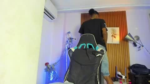 Snapshot of afrowayuu chatting on 06/12/26, 05:56 afrowayuu online show from 06/12/26, 05:56