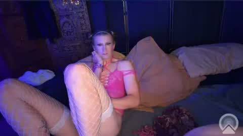 Me Myself  Irene online show from 06/24/26, 06:01