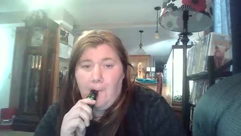 Snapshot of afterhoursangle35 chatting on 04/02/26, 07:22 Babygirls353637 online show from 04/02/26, 07:22