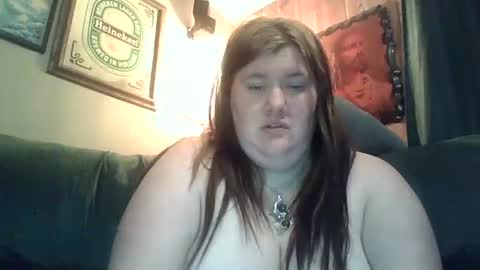 Snapshot of afterhoursangle35 chatting on 04/05/26, 07:49 Babygirls353637 online show from 04/05/26, 07:49