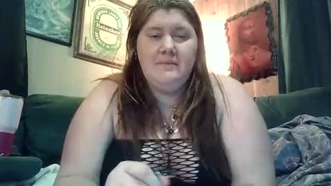 Snapshot of afterhoursangle35 chatting on 04/21/26, 12:45 Babygirls353637 online show from 04/21/26, 12:45