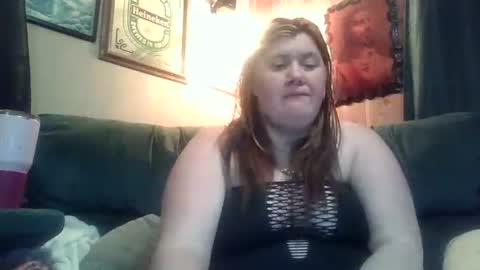 Snapshot of afterhoursangle35 chatting on 04/21/26, 03:02 Babygirls353637 online show from 04/21/26, 03:02