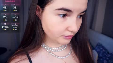 Lana  1800 - 0330 UTC   Mia 0700- 1630 UTC online show from 09/26/25, 06:50