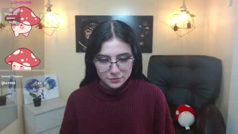 Snapshot of agarycus_ chatting on 10/13/25, 01:11 Kimberly online show from 10/13/25, 01:11