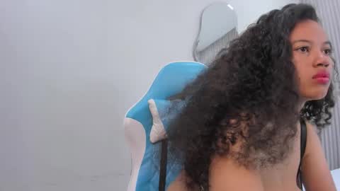 Snapshot of agata18_ chatting on 10/24/25, 02:46 A G A T A  online show from 10/24/25, 02:46