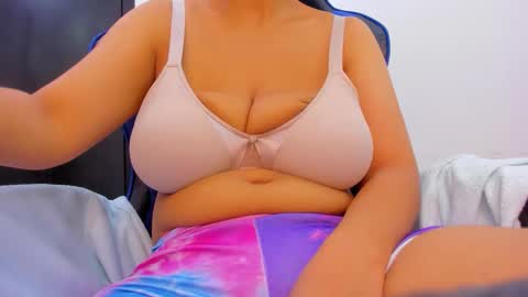 A G A T A  online show from 05/27/26, 12:35