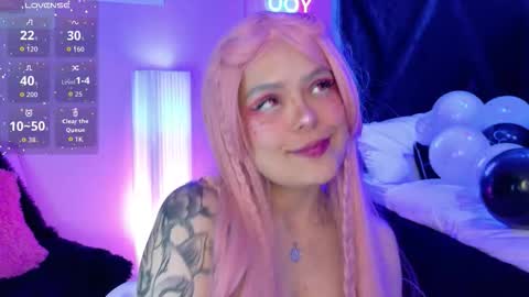 Snapshot of agata_evans_ chatting on 10/15/25, 08:20 AGATA online show from 10/15/25, 08:20