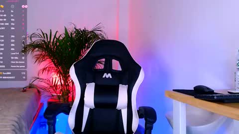 Snapshot of agata_haris chatting on 02/26/25, 05:20 Agata online show from 02/26/25, 05:20
