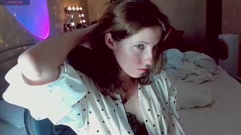 agata_in_wonderland online show from 09/09/25, 04:17