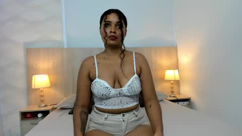Agata Ortiz online show from 02/02/25, 11:30