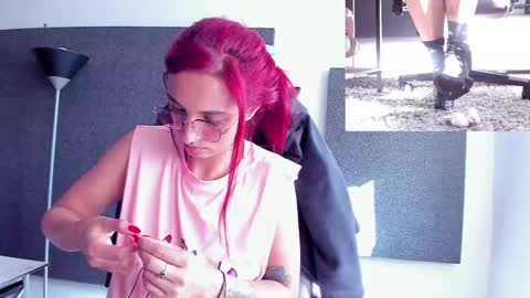 Agata Collinss online show from 05/14/26, 08:48
