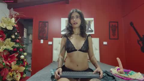 agata  online show from 12/10/24, 12:49