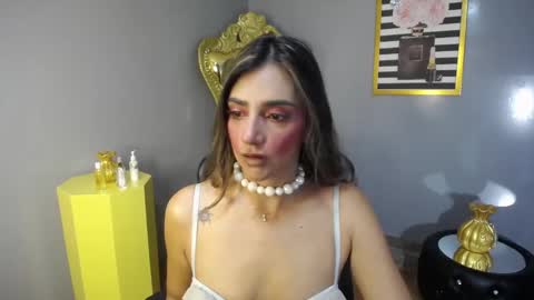 AGATHA online show from 11/01/25, 12:18