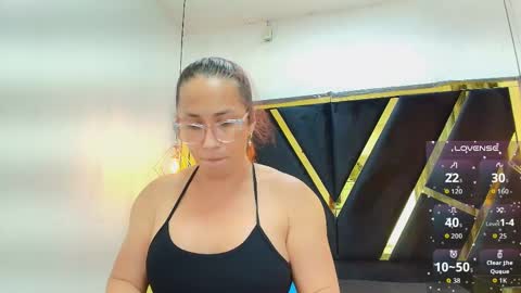 Snapshot of agatha_fit chatting on 03/17/26, 01:21 AGATHA online show from 03/17/26, 01:21