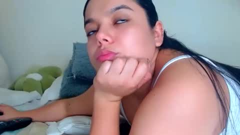 Snapshot of agatha_frank04 chatting on 05/15/26, 11:23 Agatha online show from 05/15/26, 11:23