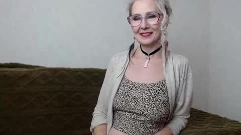 Agatha online show from 01/12/25, 12:01