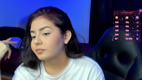 Snapshot of agatha_riccie chatting on 01/31/25, 07:07 Cat online show from 01/31/25, 07:07